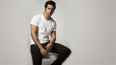 Wellcome To Bollywood Hd Wallpapers Varun Dhawan Bollywood Actors Full