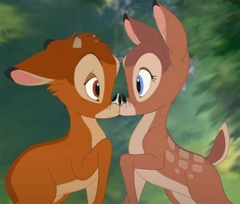 18 Personnage Disney Amoureux