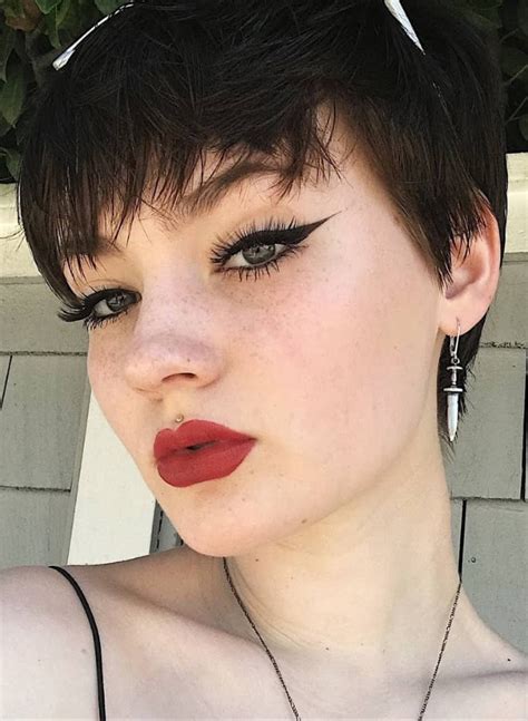 31 Hottest Short Messy Pixie Haircuts For Stylish Woman