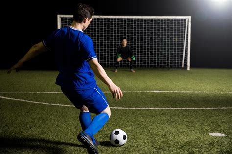New Research Reveals Different Brain Activity Behind Missed Penalty Kicks