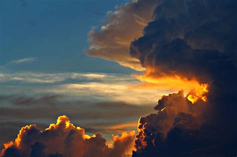Build Up Of The Storm Cloud At Sunset In Texas Smithsonian Photo