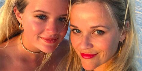 Reese Witherspoon And Look Alike Daughter Ava Get Mistaken For Each Other