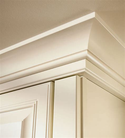 Large Cove Molding With Starter Molding In Dove White Maple