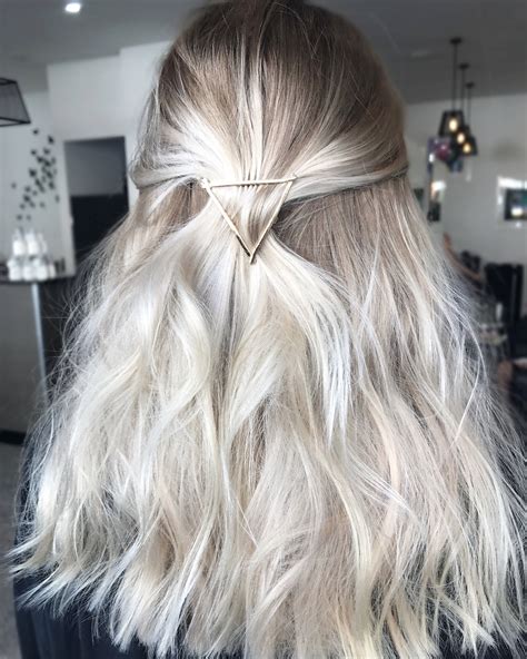 Instagram Kaitlinjadehairartistry Hair ️ Lived In Hair Colour Blonde Bronde Brunette Golden