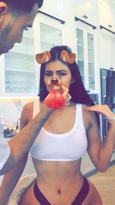 Kylie Jenner Shows Off Her Wide Hips In New Photos