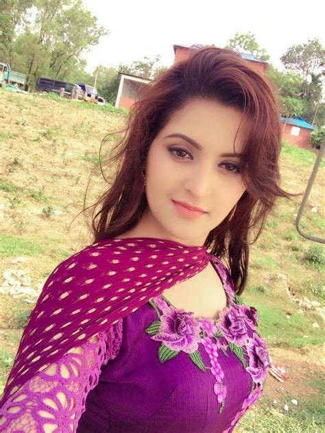 Pakistani Desi Beautiful Girls Boobs Pictures Girls Desi