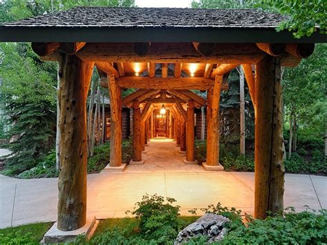 10 Luxurious Log Cabins On The Market Cbs News