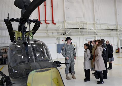 159th Combat Aviation Brigade Hosts Medical Students For Worksite Visit