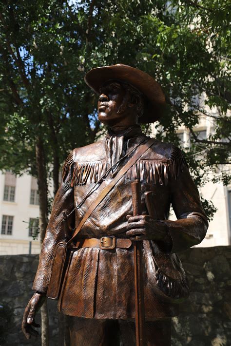New Alamo Statues Featuring African Americans Tell A More Complete