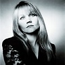 Eva Cassidy: Extraordinary Singer Who's Gone Over the Rainbow - HubPages
