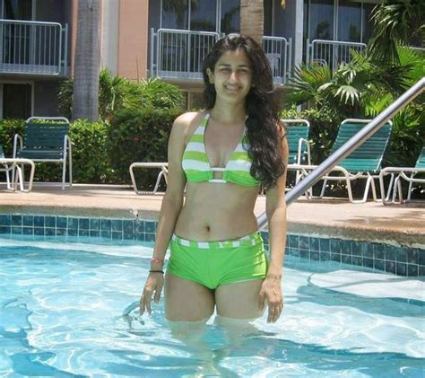 Hot Desi Naughty Desi Indian Girls Flaunting Their Sexy Figure In Bikini In Swimming Pool