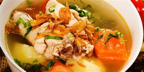 Harga masakan ayam mulai dari sop ayam biasa harganya rp. Resep Menu Buka Puasa Sop Ayam Sederhana Enak - ANEKA ...
