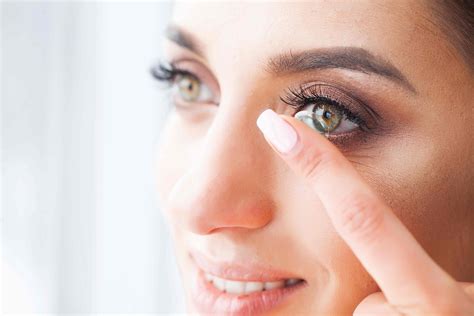 Can You Wear Contact Lenses If You Have Dry Eyes Vizulize