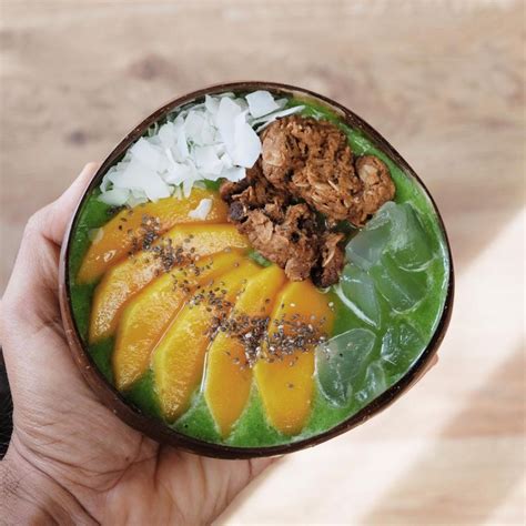 Maybe you would like to learn more about one of these? 11 Smoothie Bowl, Warna-warnikan Harimu dengan Sayur dan Buah