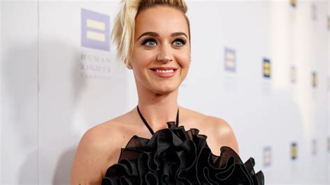 Katy Perry ‘i Tried To Pray My Gay Away In Jesus Camps Bodysoul
