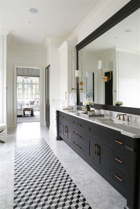 Traditional Black And White Master Bathroom With Double Vanity And