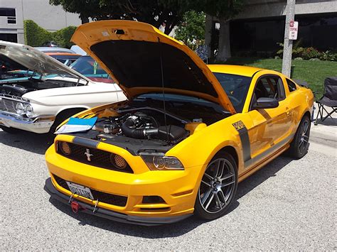 Edelbrock Car Show Is Good Place To See Cool Mustangs