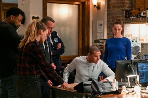 Nbc Renew Cancel Week Chicago Pd Remains The Undisputed King Of