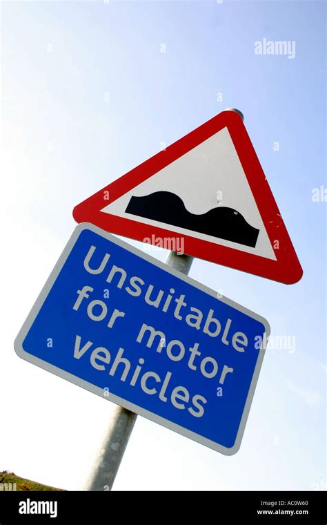 Bumpy Road Warning Sign Uk Hi Res Stock Photography And Images Alamy