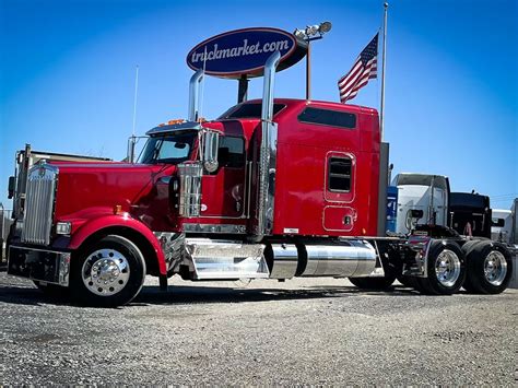 Kenworth W900 Sleeper Interior