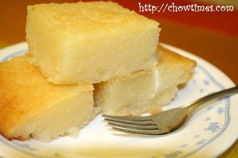Garnish with extra grated cheese on top. Cassava Cake (Kuih Ubi Kayu | Cassava cake, Dessert recipes, Casava cake recipe