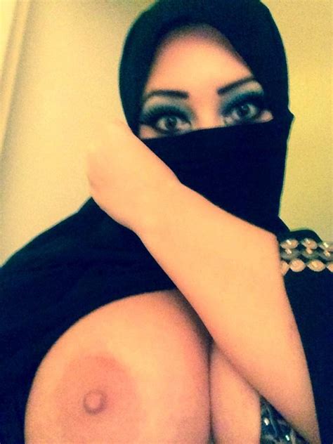Arabian Hijab Style Hot Nude