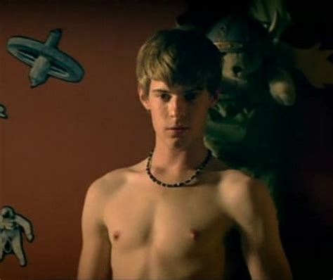 Picture Of Harry Treadaway In Unknown Movie Show Harrytreadaway