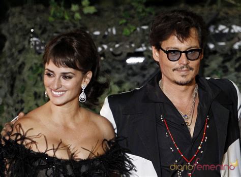 Penélope Cruz Y Johnny Depp Presentan En Disneyland Piratas Del Caribe