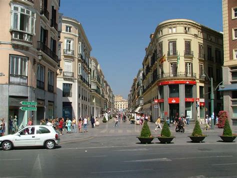 Lugares de Málaga: Calle Marqués de Larios ( interés turístico y cultural)