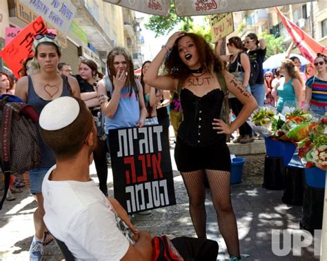 Photo Israelis Protest In SlutWalk In Jerusalem Israel