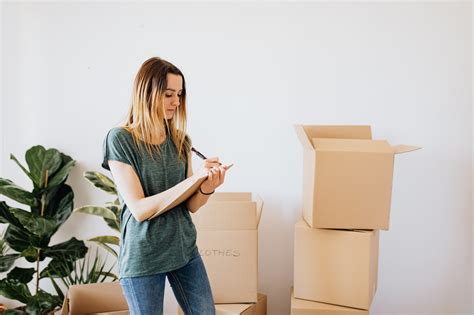 What To Expect When Hiring Movers Us Pro Warehouse