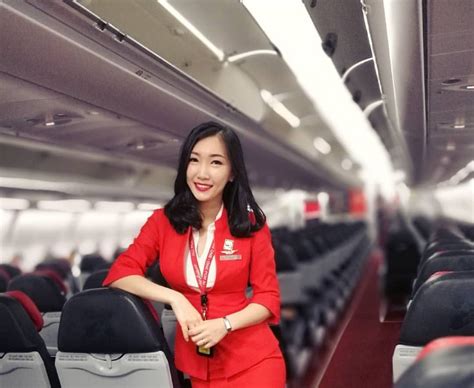 We've compiled 26 best cabin crew uniforms from airlines worldwide. 【Malaysia】 AirAsia cabin crew / エアアジア 客室乗務員 【マレーシア ...
