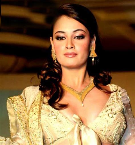 dia mirza hot unseen pics south gallari