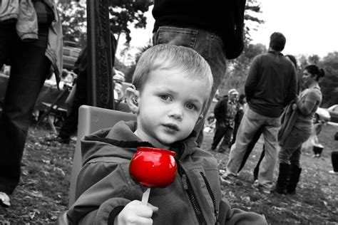 How To Make Photos Black And White With A Splash Of Color A Gimp Photo