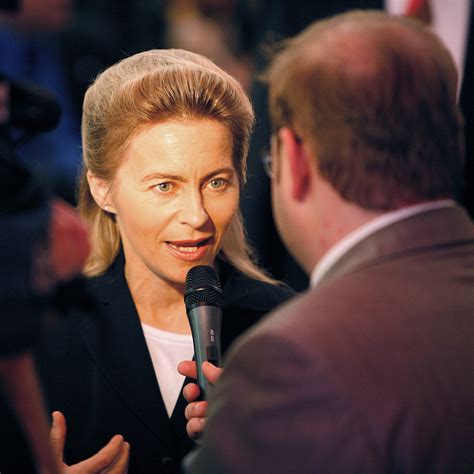 Ursula von der leyen (ilo); File:Ursula von der leyen.jpg - Wikimedia Commons