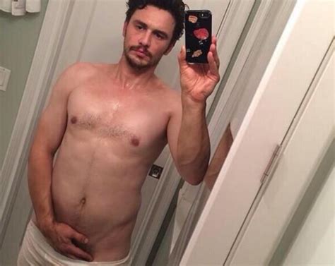Quasi nu l acteur James Franco multiplie les provocations sur Instagram déroutant de plus en