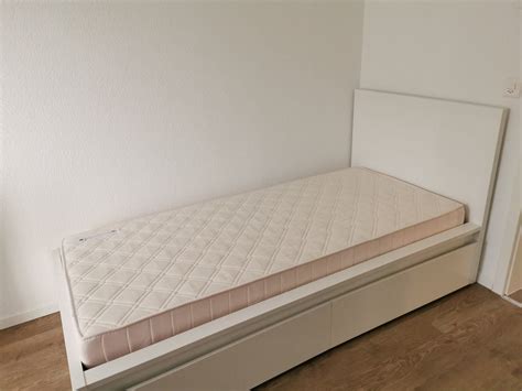 Ikea Bett Malm 90x200 mit 2 Schubkästen | Kaufen auf Ricardo