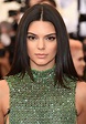 Kendall Jenner | Gorgeous Holiday Hair Ideas to Steal From the Red ...