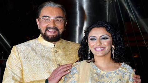Kabir Bedi Marries Parveen Dusanj Pooja Bedi Calls Stepmom Wicked Witch Then Deletes Tweet