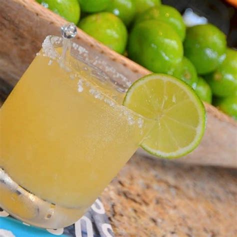 The Best Margarita Recipe Ever For The Perfect Drink Upscale Drinks