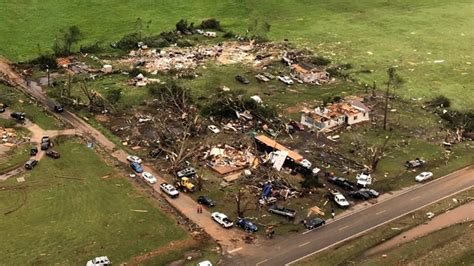Deadly Tornadoes Strike Southern Us Photos The Weather Channel