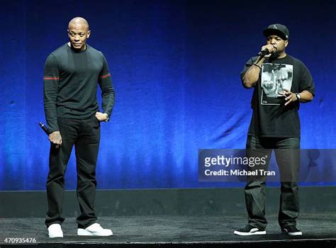 Dr Dre Ice Cube Photos And Premium High Res Pictures Getty Images