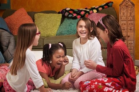 17 Sleepover Games That Are Quick Easy And Cheap