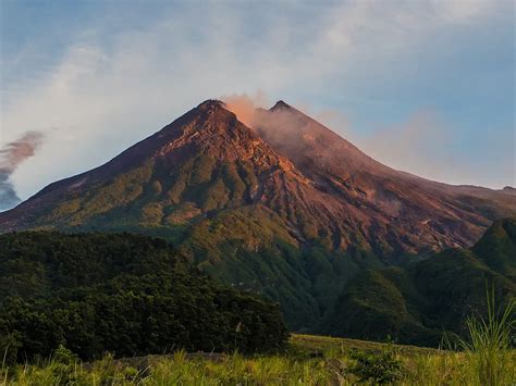 Gunung Merapi Harga Tiket Dan Daya Tarik Januari 2024 Travelspromo