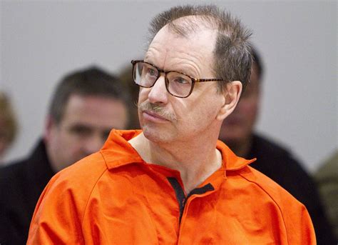 State changes story on why Green River killer Gary Ridgway was moved ...