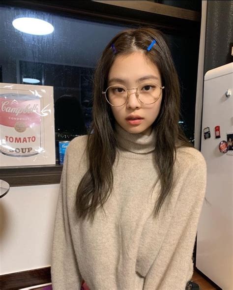 Cd On Twitter Jennie Kim Wearing Clear Eye Glasses A Thread H9cnjxfyhx Twitter