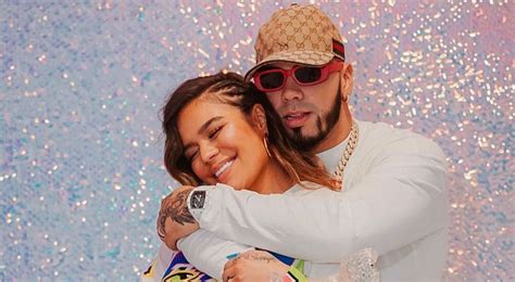 Critican A Karol G Por Su Aspecto Físico Y Anuel Aa La Defiende Con