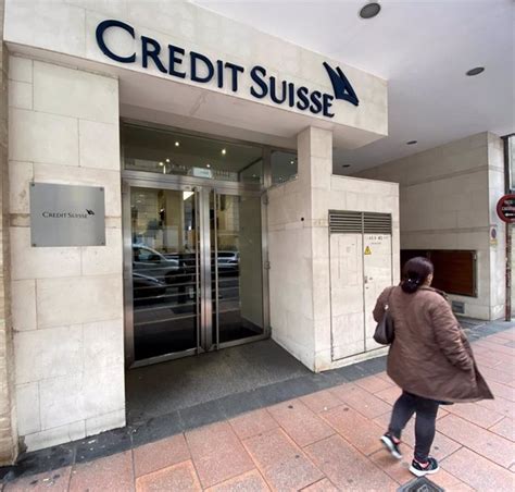 Credit suisse later admitted to also tailing its former human resources head peter goerke, which it undoubtedly disturbed credit suisse and caused anxiety and hurt. Credit Suisse estima que la economía española tardará ...