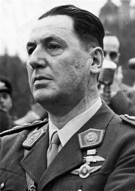 Узнайте о жизни и исторической важности политика хуана доминго перона, генерала, дипломата и трехкратного президента аргентины. Juan Perón - Wikipedia