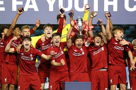 Man utd beat liverpool in pulsating fa cup tie. Man City vs Liverpool result, FA Youth Cup Final 2019 report: Reds win first FA Youth Cup since ...